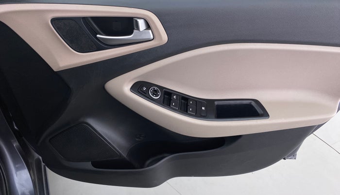 2019 Hyundai Elite i20 1.2  ASTA (O) CVT, Petrol, Automatic, 31,814 km, Driver Side Door Panels Control