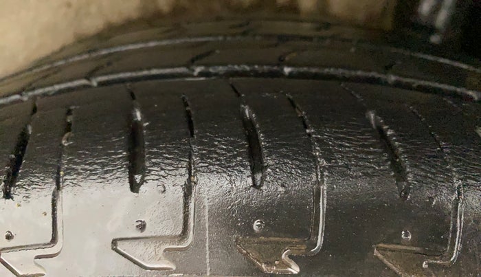 2018 Maruti IGNIS DELTA 1.2 AMT, Petrol, Automatic, 36,771 km, Left Rear Tyre Tread