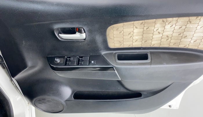 2018 Maruti Wagon R 1.0 VXI PLUS, Petrol, Manual, 60,467 km, Driver Side Door Panels Control
