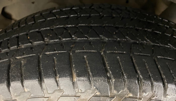 2019 Mahindra XUV500 W7 FWD, Diesel, Manual, 31,563 km, Left Rear Tyre Tread