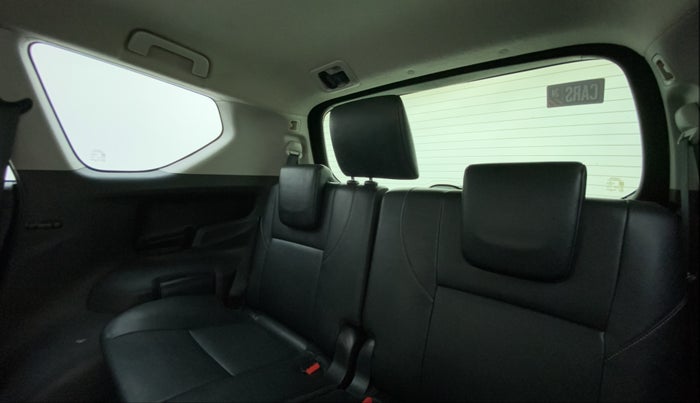 2018 Toyota Innova Crysta 2.4 ZX 7 STR, Diesel, Manual, 93,765 km, Third Seat Row ( optional )