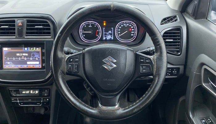 2016 Maruti Vitara Brezza ZDI PLUS DUAL TONE, Diesel, Manual, 71,935 km, Steering Wheel Close Up