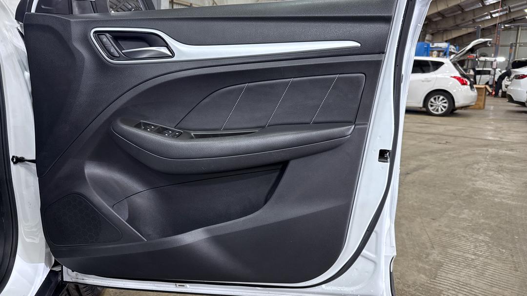 2019 MG ZS Excite, Automatic, 92733 km, Speaker View