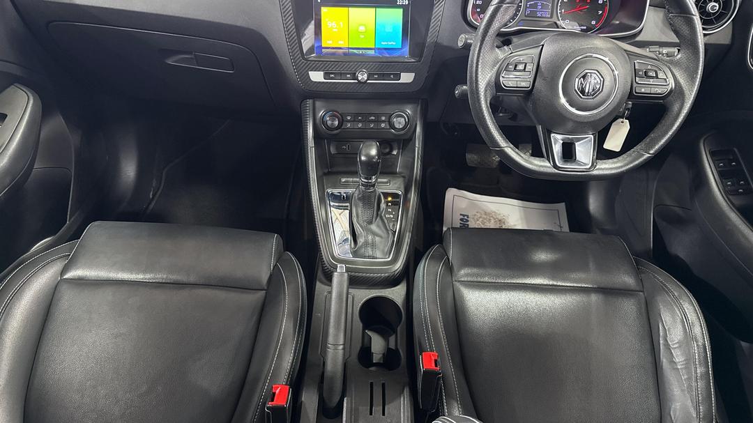 2019 MG ZS Excite, Automatic, 92733 km, Center Console