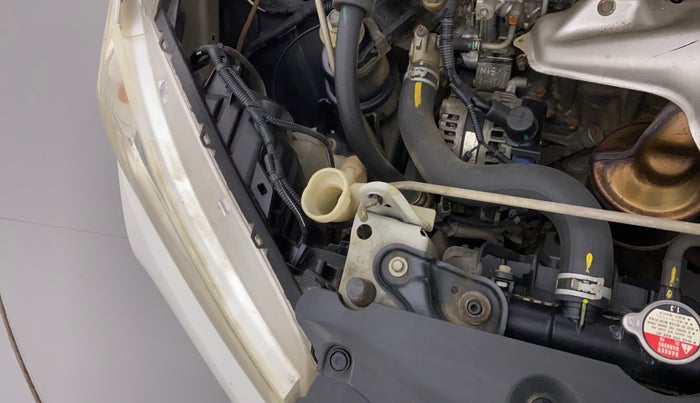 2015 Honda City 1.5L I-DTEC V, Diesel, Manual, 83,291 km, Front windshield - Wiper bottle cap missing