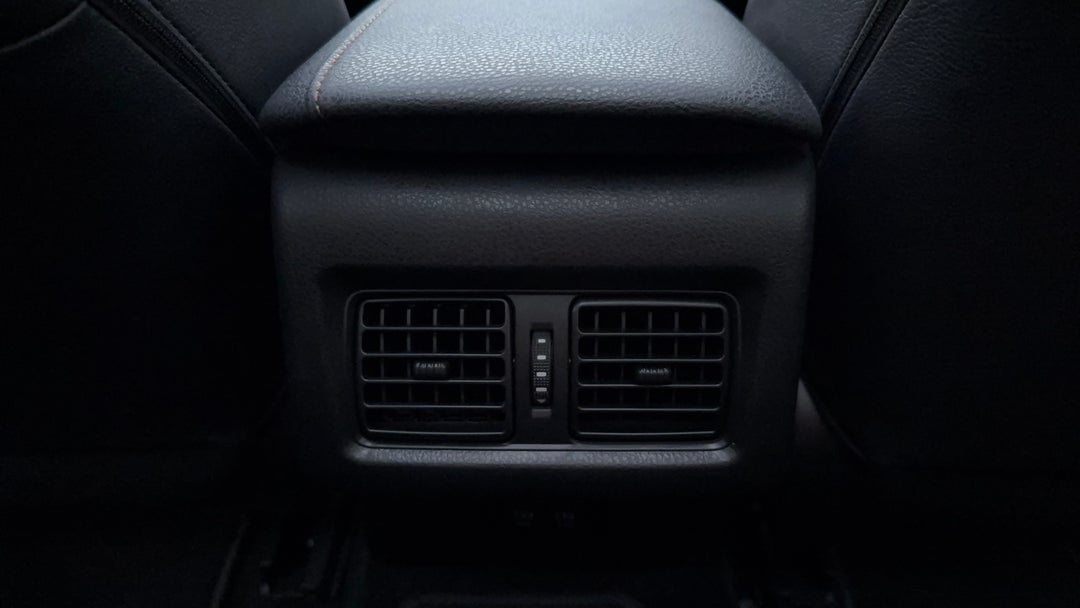Rear A/C Vent