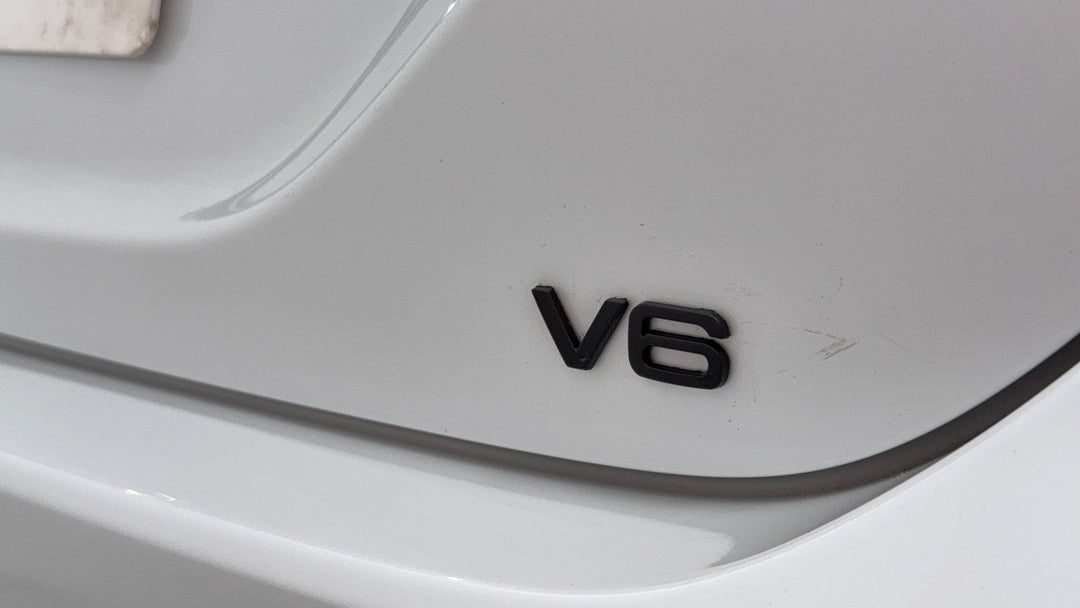 Badge (Boot Right Side)