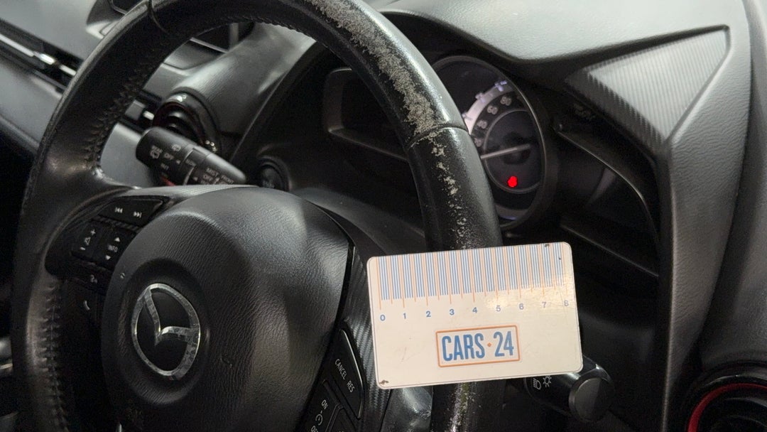 2017 Mazda CX-3 Maxx (FWD), Automatic, 72225 km, Steering Wheel Body Wear