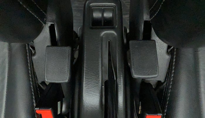 2019 Maruti Eeco 5 STR WITH A/C+HTR, Petrol, Manual, 18,797 km, Driver Side Adjustment Panel