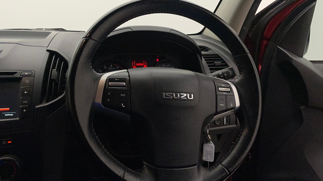 2018 Isuzu D-MAX Sx (4x2), Manual, 159735 km, Steering Wheel Close-up