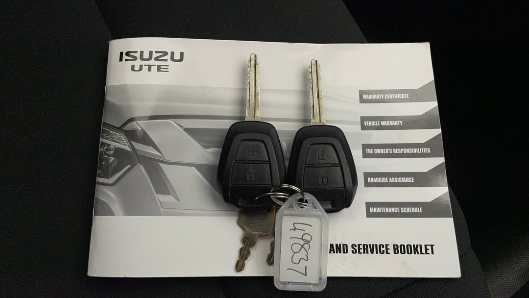 2018 Isuzu D-MAX Sx (4x2), Manual, 159735 km, Key Close-up