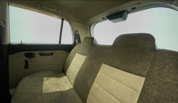 2012 Hyundai Santro Xing GL PLUS, Petrol, Manual, 40,383 km, Right Side Rear Door Cabin