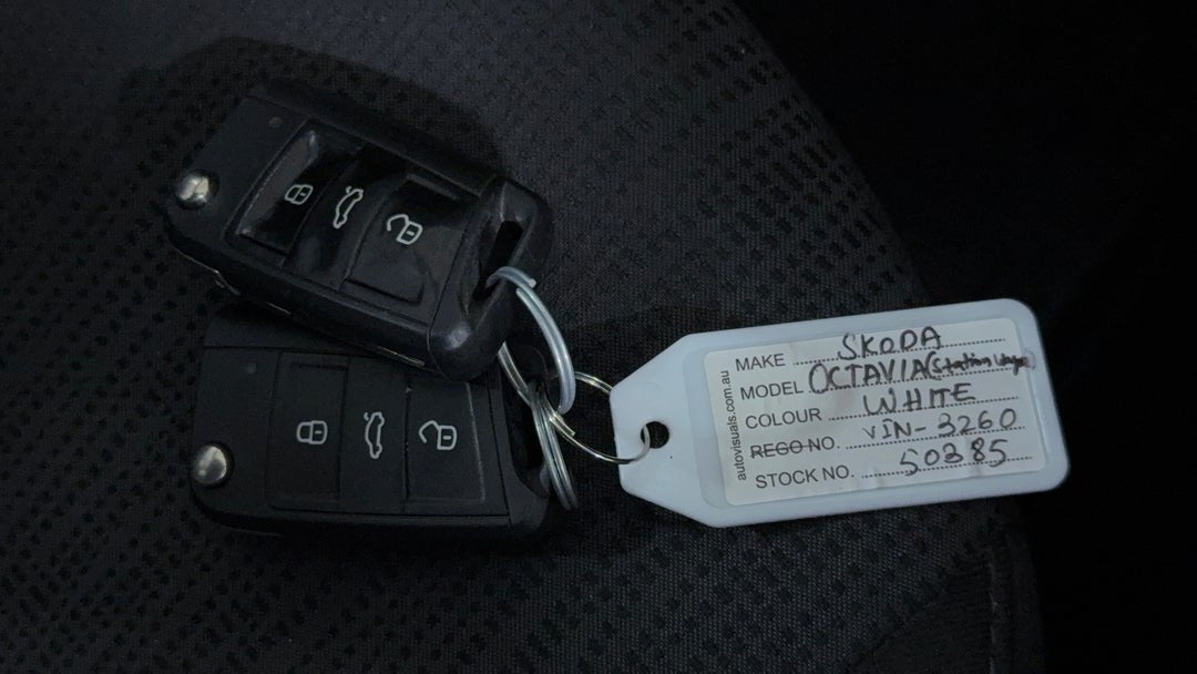 2017 SKODA Octavia 110 Tsi, Automatic, 146749 km, Key Close-up