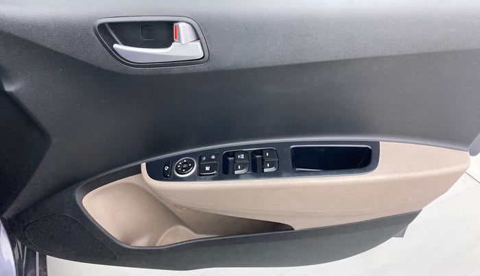 2017 Hyundai Grand i10 SPORTZ (O) 1.2 AT VTVT, Petrol, Automatic, 36,849 km, Driver Side Door Panels Control