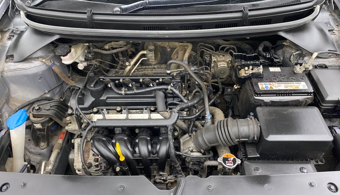 2018 Hyundai Elite i20 SPORTZ 1.2, Petrol, Manual, 35,466 km, Engine Bonet View