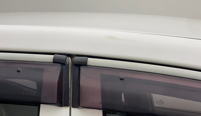 2014 Hyundai i10 SPORTZ 1.1, Petrol, Manual, 64,662 km, Right B pillar - Paint is slightly faded