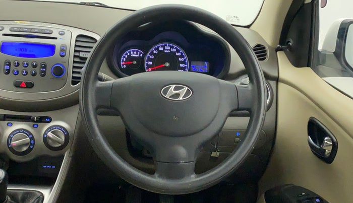 2014 Hyundai i10 SPORTZ 1.1, Petrol, Manual, 64,418 km, Steering Wheel Close Up