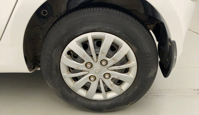2014 Hyundai i10 SPORTZ 1.1, Petrol, Manual, 64,662 km, Left Rear Wheel