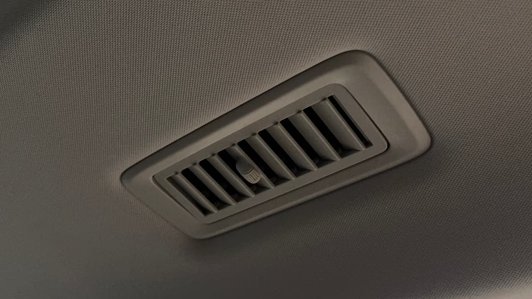 2025 MG MG Qs Essence AWD, Automatic, 12213 km, Rear A/C Vent