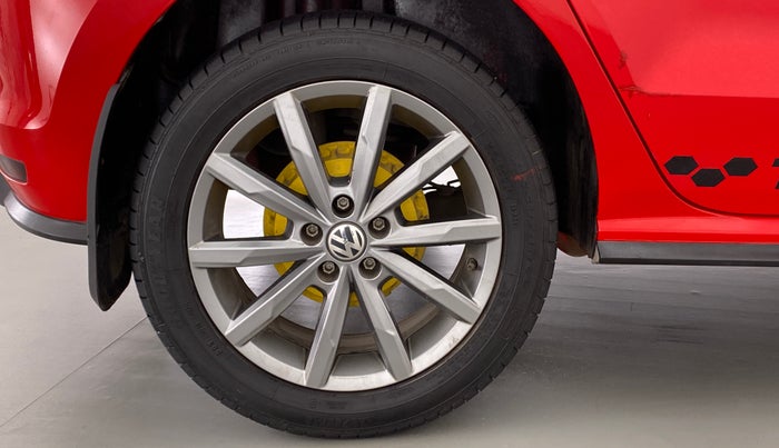 2020 Volkswagen Polo HIGHLINE PLUS 1.0 TSI MT, Petrol, Manual, 23,648 km, Right Rear Wheel