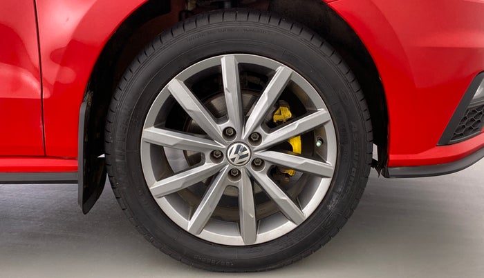 2020 Volkswagen Polo HIGHLINE PLUS 1.0 TSI MT, Petrol, Manual, 23,648 km, Right Front Wheel