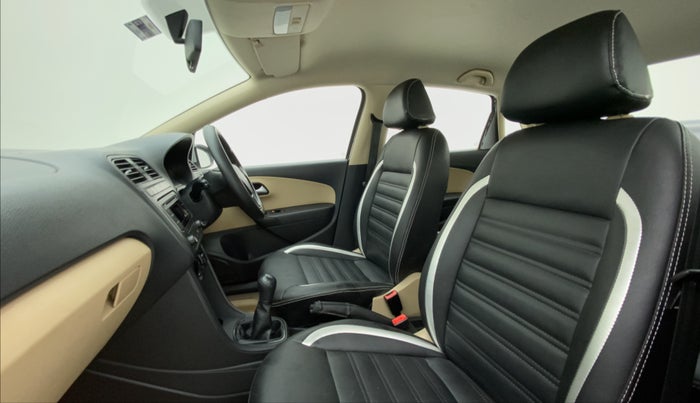 2016 Volkswagen Ameo COMFORTLINE 1.2, Petrol, Manual, 50,076 km, Right Side Front Door Cabin