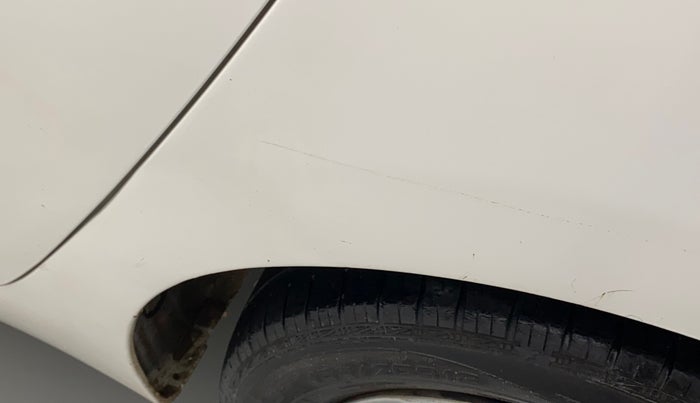 2014 Hyundai Eon MAGNA +, Petrol, Manual, 29,202 km, Left quarter panel - Minor scratches