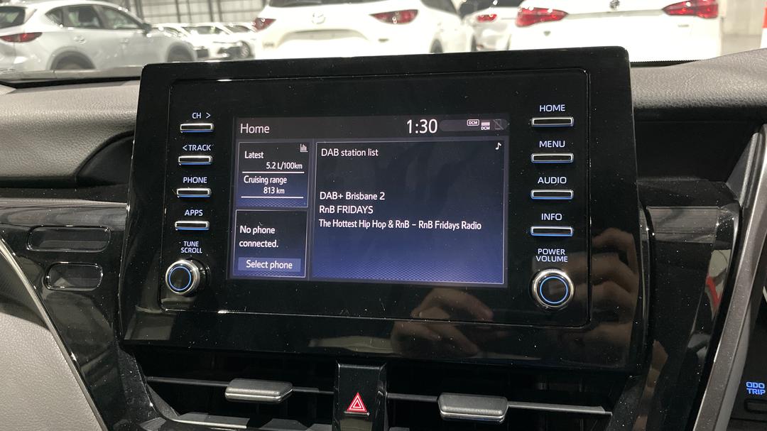 2023 Toyota Camry Ascent Hybrid, Automatic, 60331 km, Infotainment System