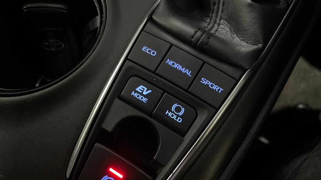 2023 Toyota Camry Ascent Hybrid, Automatic, 60331 km, Utility Switches/Buttons