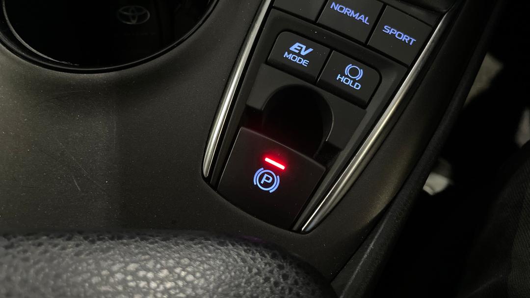 2023 Toyota Camry Ascent Hybrid, Automatic, 60331 km, Handbrake