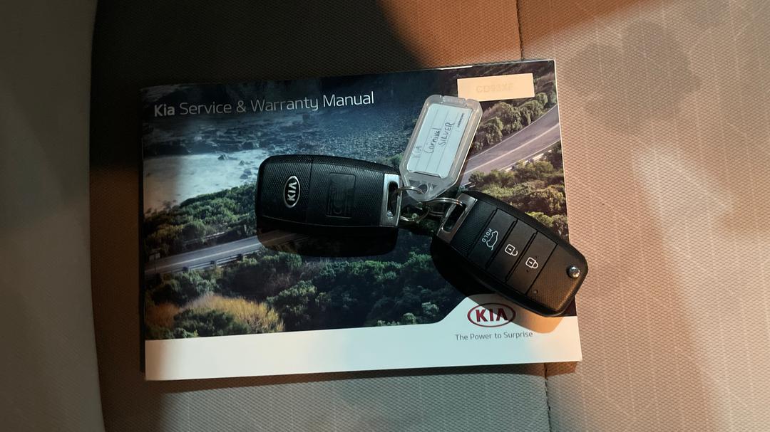 2019 Kia Carnival S, Automatic, 61471 km, Key Close-up