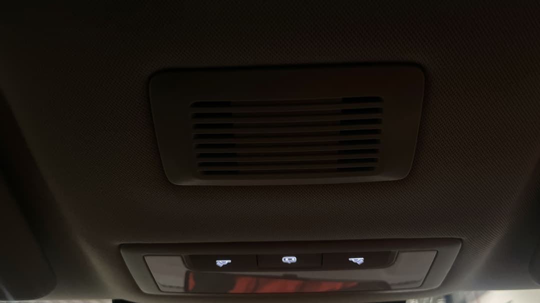 2025 MG Zst Vibe, Automatic, 18428 km, On-Roof Controls/Sunglass holder