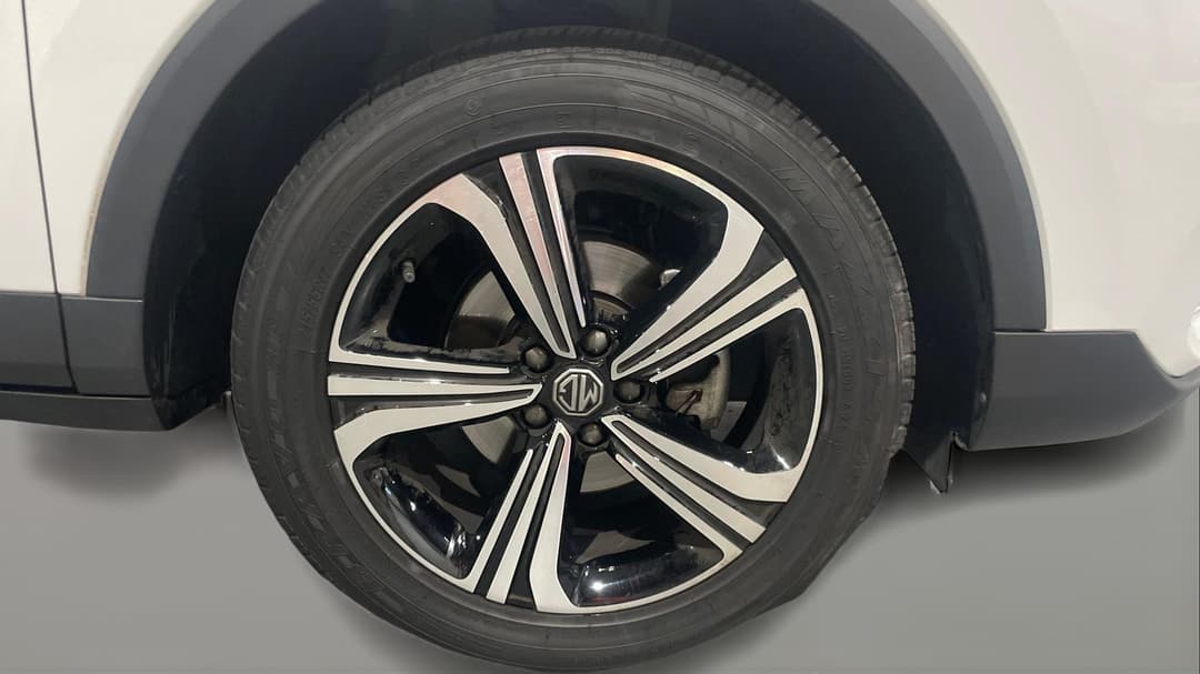 2025 MG Zst Vibe, Automatic, 18428 km, Right Front Wheel