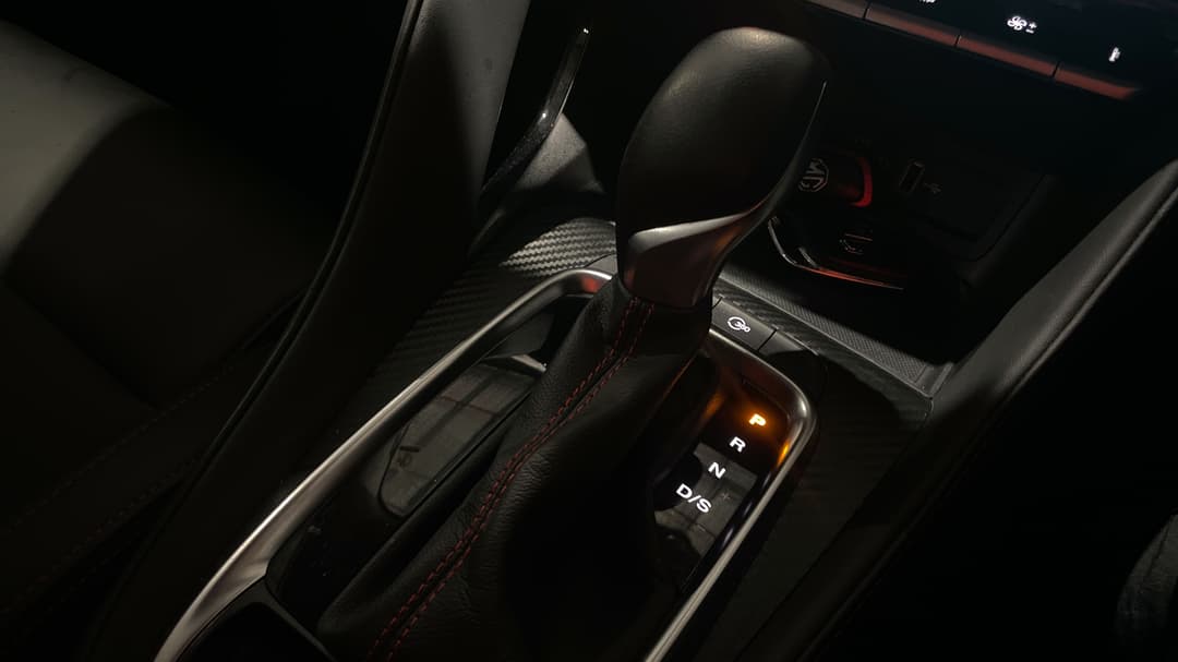 2025 MG Zst Vibe, Automatic, 18428 km, Gear Lever 