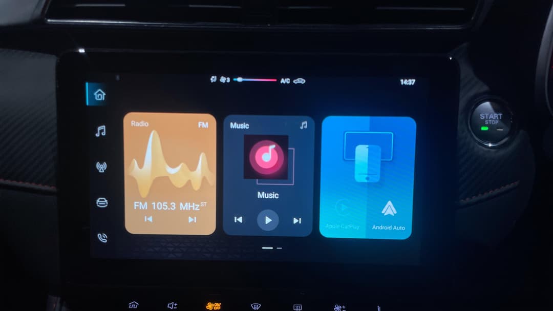 2025 MG Zst Vibe, Automatic, 18428 km, Infotainment System