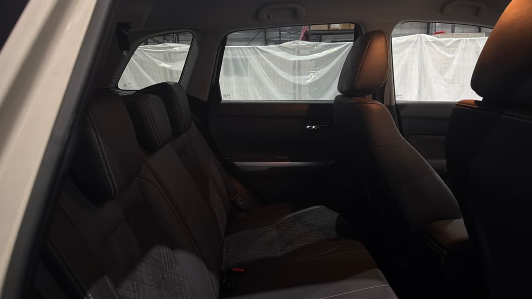 2022 Suzuki Vitara Turbo Shadow, Automatic, 44192 km, Right Side Rear Door Cabin View