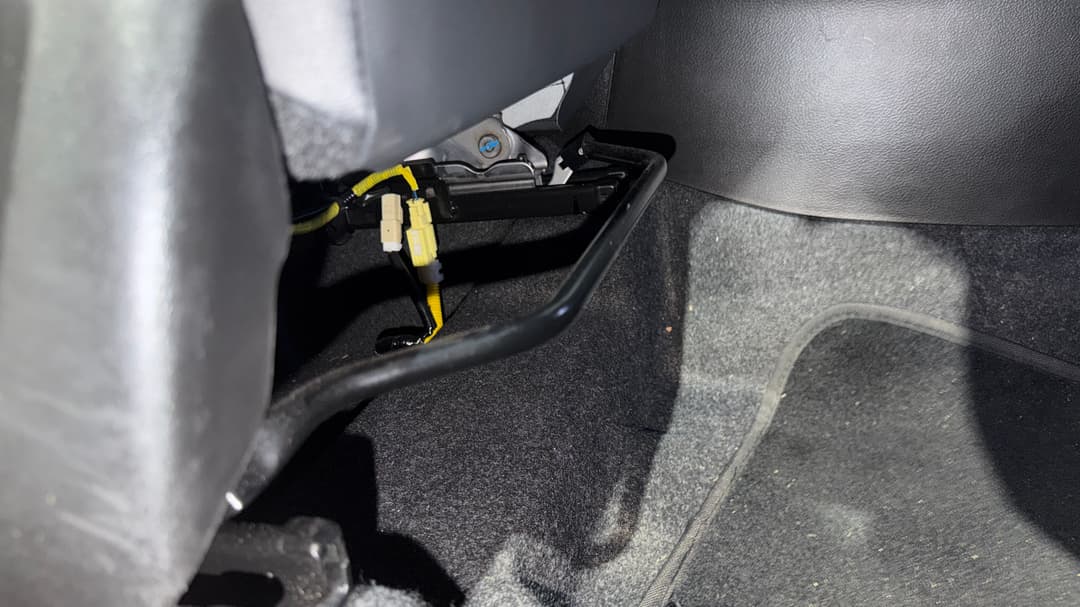 2022 Suzuki Vitara Turbo Shadow, Automatic, 44192 km, Drivers Side Adjustment Panel