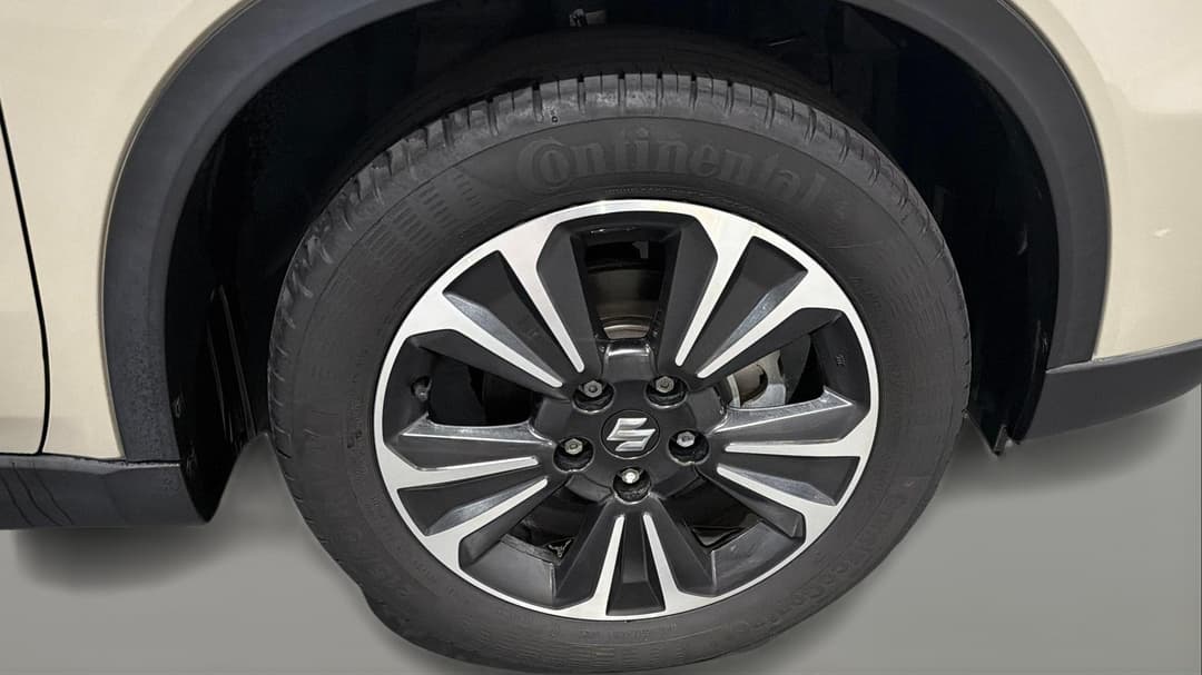 2022 Suzuki Vitara Turbo Shadow, Automatic, 44192 km, Right Front Wheel