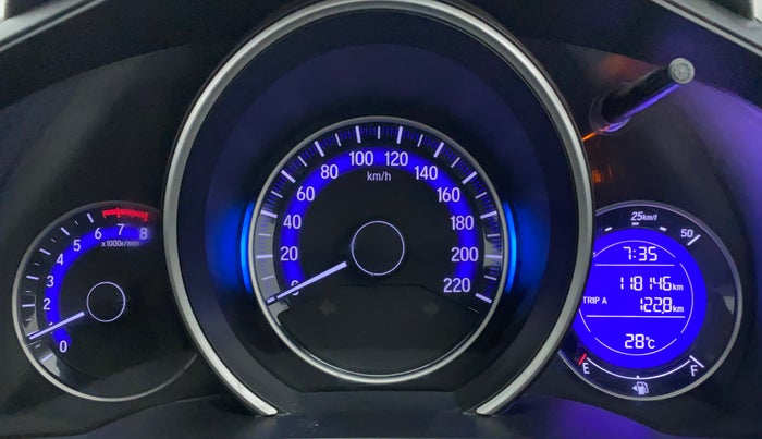 2015 Honda Jazz 1.2L I-VTEC VX, Petrol, Manual, 1,18,146 km, Odometer Image