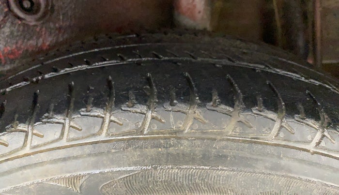 2018 Maruti Celerio VXI CNG D, CNG, Manual, 61,675 km, Left Rear Tyre Tread