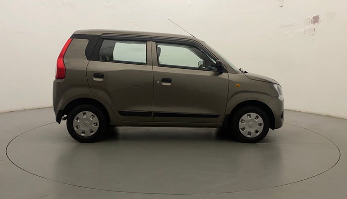 2022 Maruti New Wagon-R LXI 1.0, Petrol, Manual, 31,378 km, Right Side