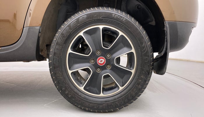 2018 Renault Duster 85 PS RXS MT DIESEL, Diesel, Manual, 17,082 km, Left Rear Wheel