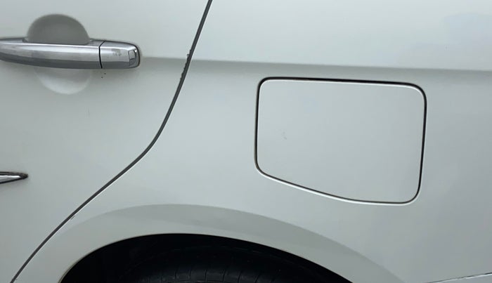 2016 Maruti Ciaz ZXI+, Petrol, Manual, 65,710 km, Left quarter panel - Slightly dented