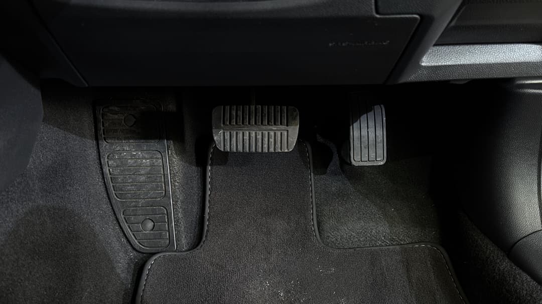 2021 Subaru Impreza 2.0i-l (AWD), Automatic, 39841 km, Pedals and Footmat