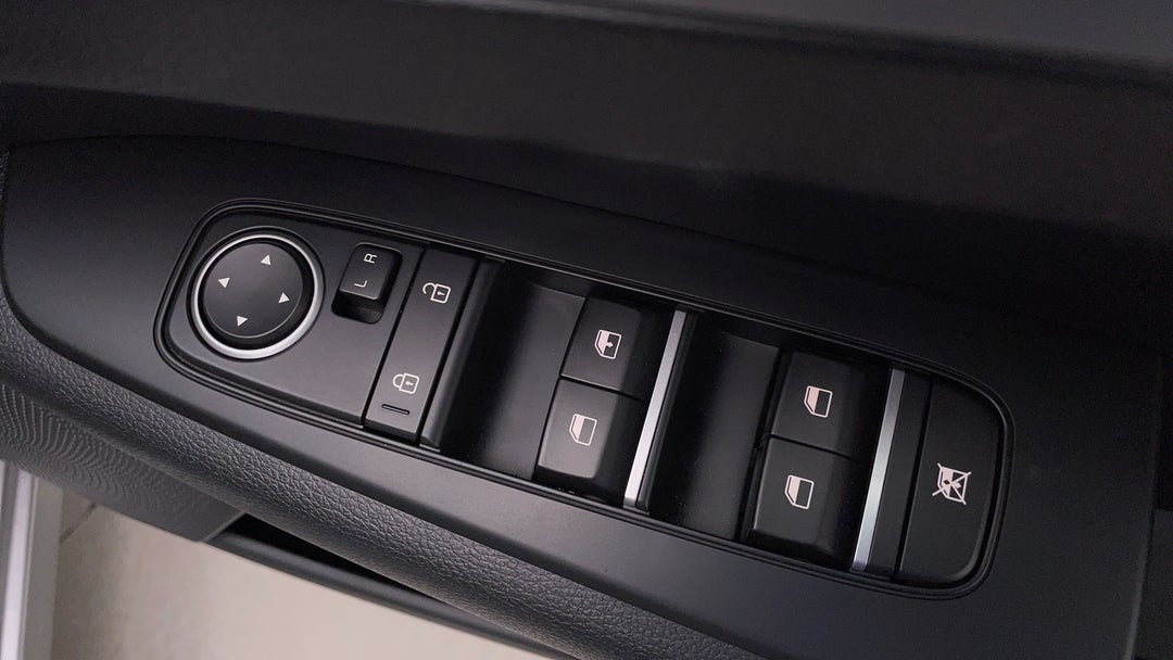 Drivers Side Door Panel Controls