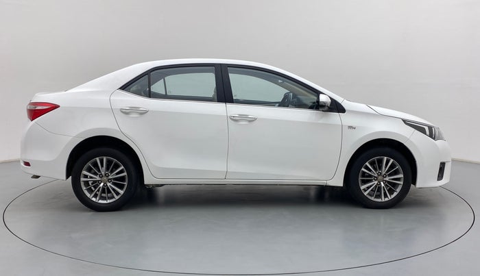 2014 Toyota Corolla Altis VL AT, Petrol, Automatic, 95,996 km, Right Side View