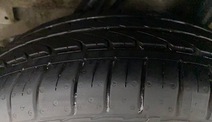 2021 Honda City V MT PETROL, Petrol, Manual, 3,302 km, Left Rear Tyre Tread