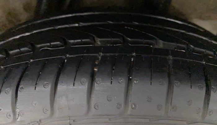 2021 Honda City V MT PETROL, Petrol, Manual, 3,302 km, Right Rear Tyre Tread