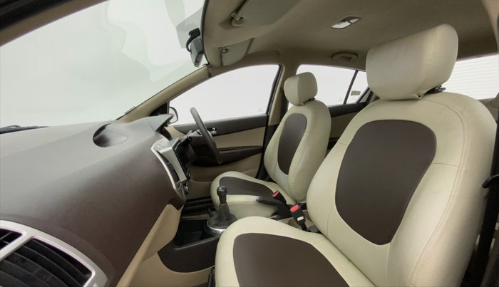 2011 Hyundai i20 MAGNA (O) 1.2, Petrol, Manual, 57,087 km, Right Side Front Door Cabin