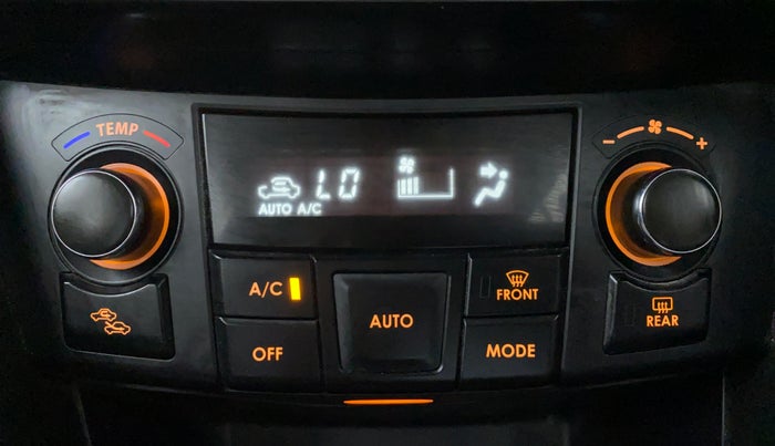 2011 Maruti Swift ZXI D, Petrol, Manual, 49,957 km, Automatic Climate Control